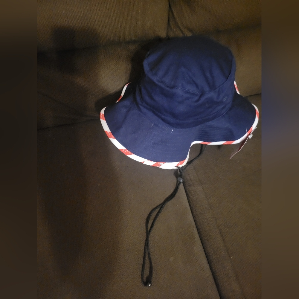 Wemco Americano  Men' Bucket Hat With  Blue-Red and White Stripes SZ OS